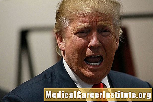 Trump renunță la planul de droguri, apelând la mai multă concurență, mai puțin „încărcarea globală”